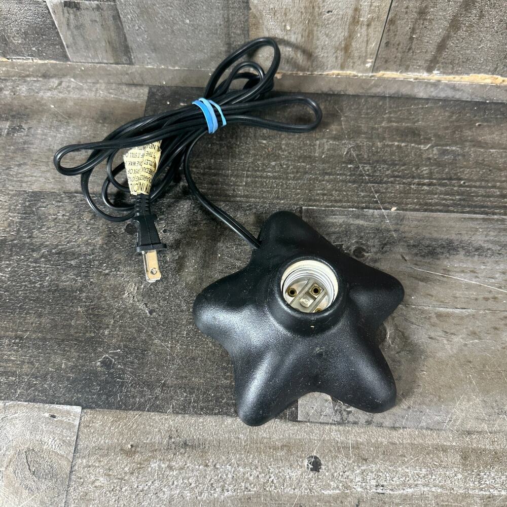 Sunbeam STAR SHAPE LIGHT BASE A19 25A ART BULBS Light‎ Base BLACK Model